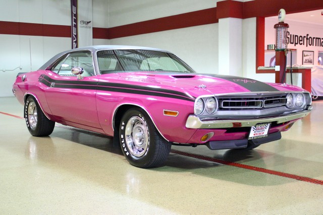 Crooks steal rare pink Dodge Challenger muscle car