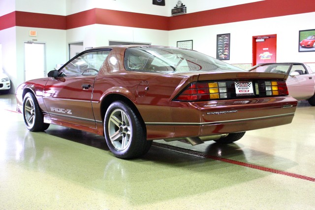 1987 Chevrolet Camaro Z28 IROC-Z Stock # M4891 for sale near Glen Ellyn ...